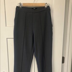 Lulu's Gray Ankle Cropped Pants Straight-Leg